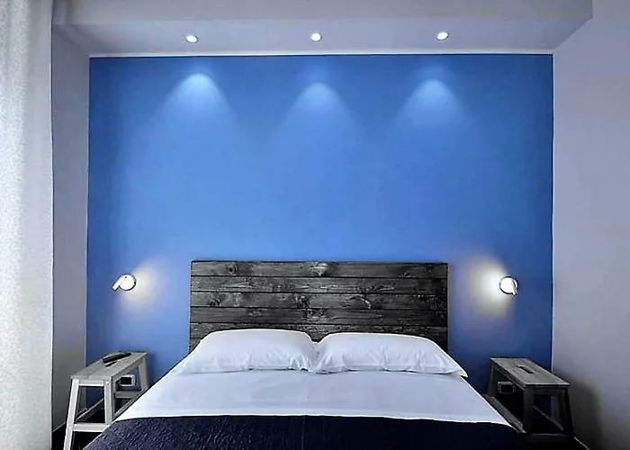 Il Faro 4* 살레르노